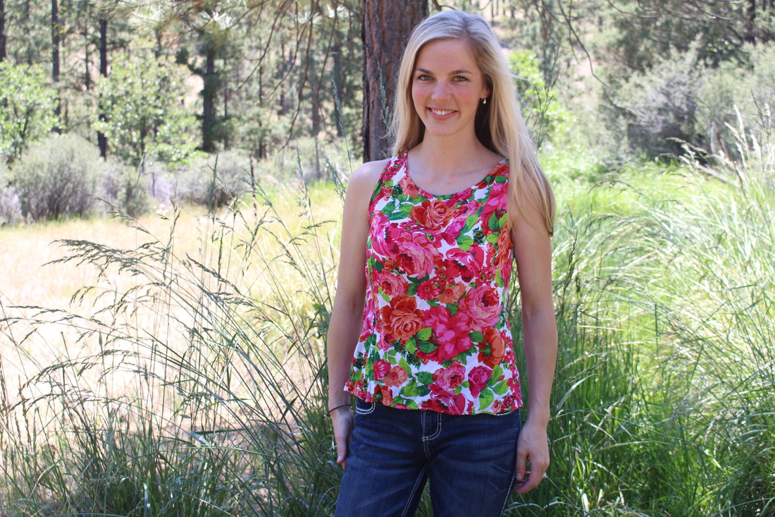 1 Sewing Pattern, 3 Variations: Simplicity 1589 | A Domestic Wildflower click through to read this helpful beginner sewing post that demonstrates how easy it is to make very different garments from one pattern.